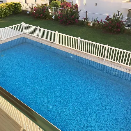 Villa Evoteli Group 5+2 Beaton *